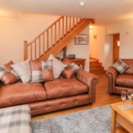 2 House Barn * Colby (Cumbria)